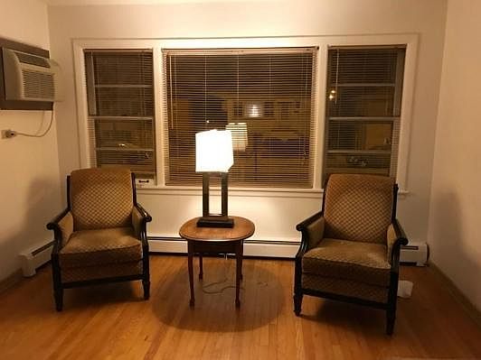 2nd image of 5817 N Elston Ave #1