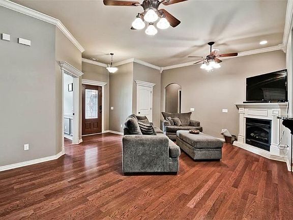 3rd image of 3606 W Langmead Dr