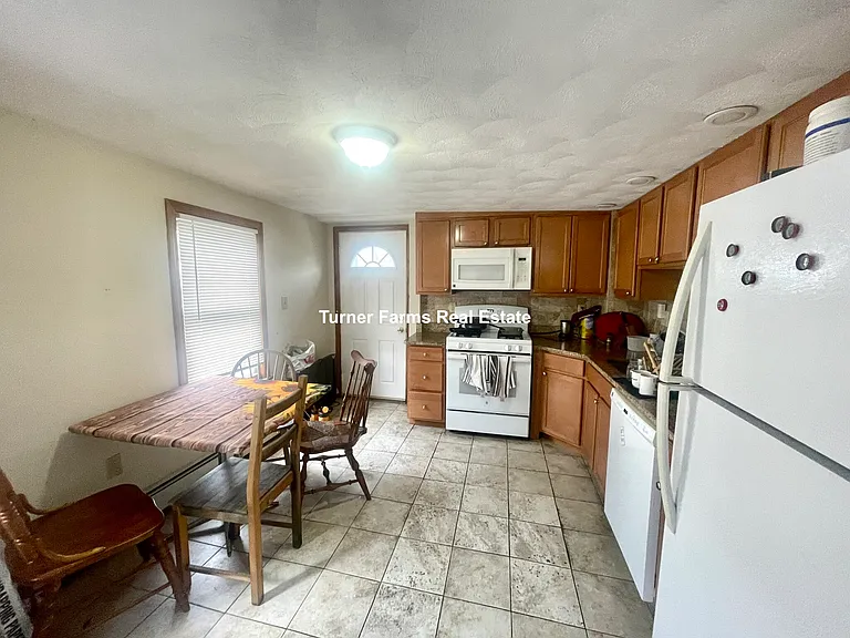585-587 Somerville Ave #A-1 — Photo 4