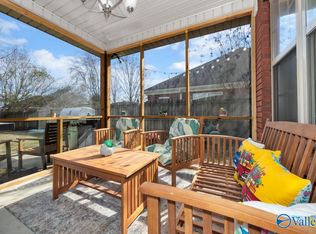 1616 Lake Manor Dr SW, Decatur, AL 35603