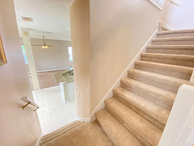 3708 Molona Dr — Photo 31