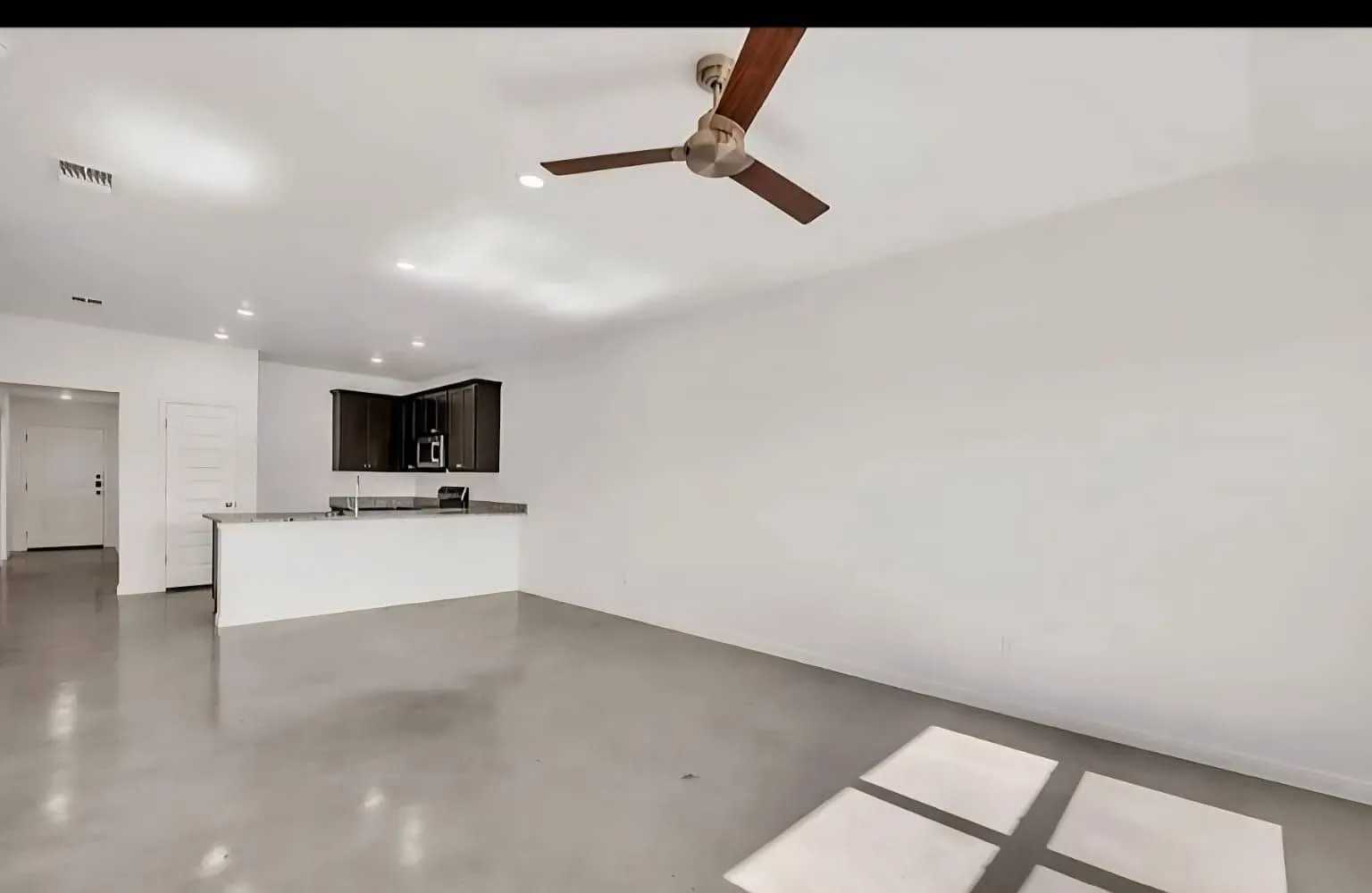 3 bed, 2.0 bath, $1,500 — Photo 4