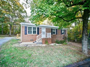 247 Suburban Rd, Lynchburg, VA 24501
