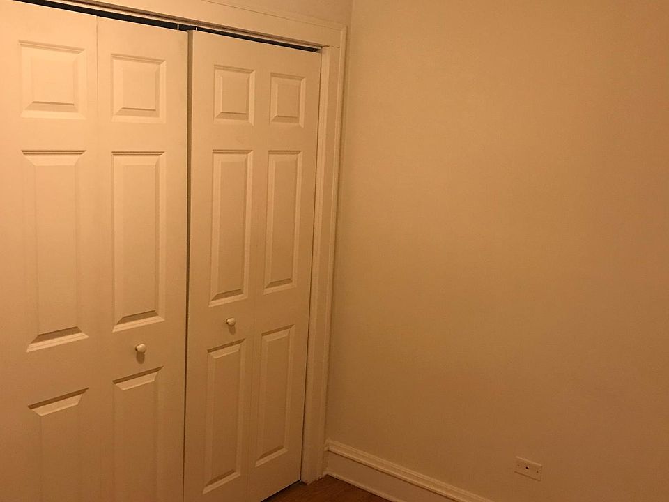 1st image of 2451 W Thorndale Ave APT 1W