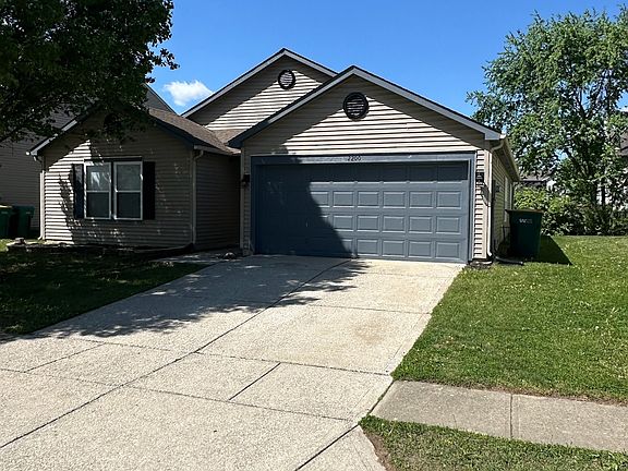 3rd image of 2200 Shadowbrook Dr