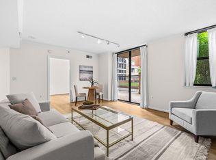 Lexington Square, Arlington, VA 22203