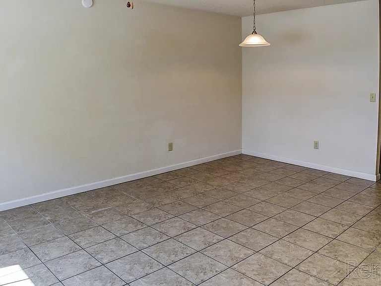 Hamilton Villas — Photo 20