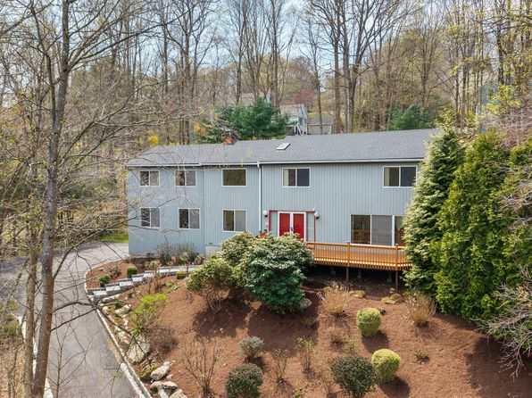 78 Sturbridge Rd
