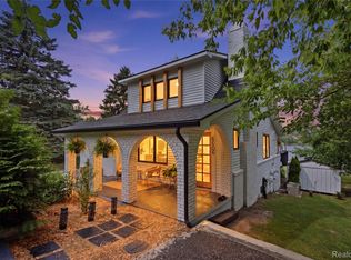 6606 Leytonstone Blvd, West Bloomfield, MI 48322