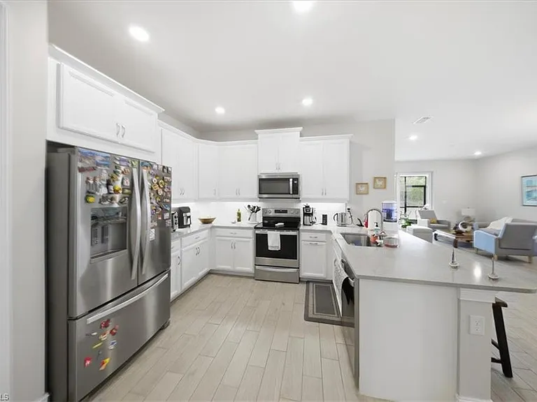 1074 Enbrook Loop — Photo 10