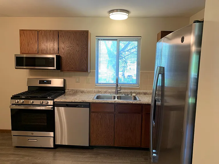 3719 Saint Kevin Park Dr — Photo 2