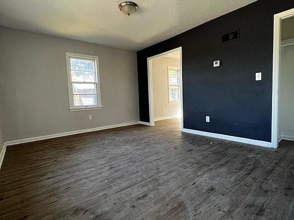 2nd image of 6005 Chestnut Ave