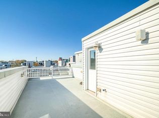 1445 N Myrtlewood St, Philadelphia, PA 19121