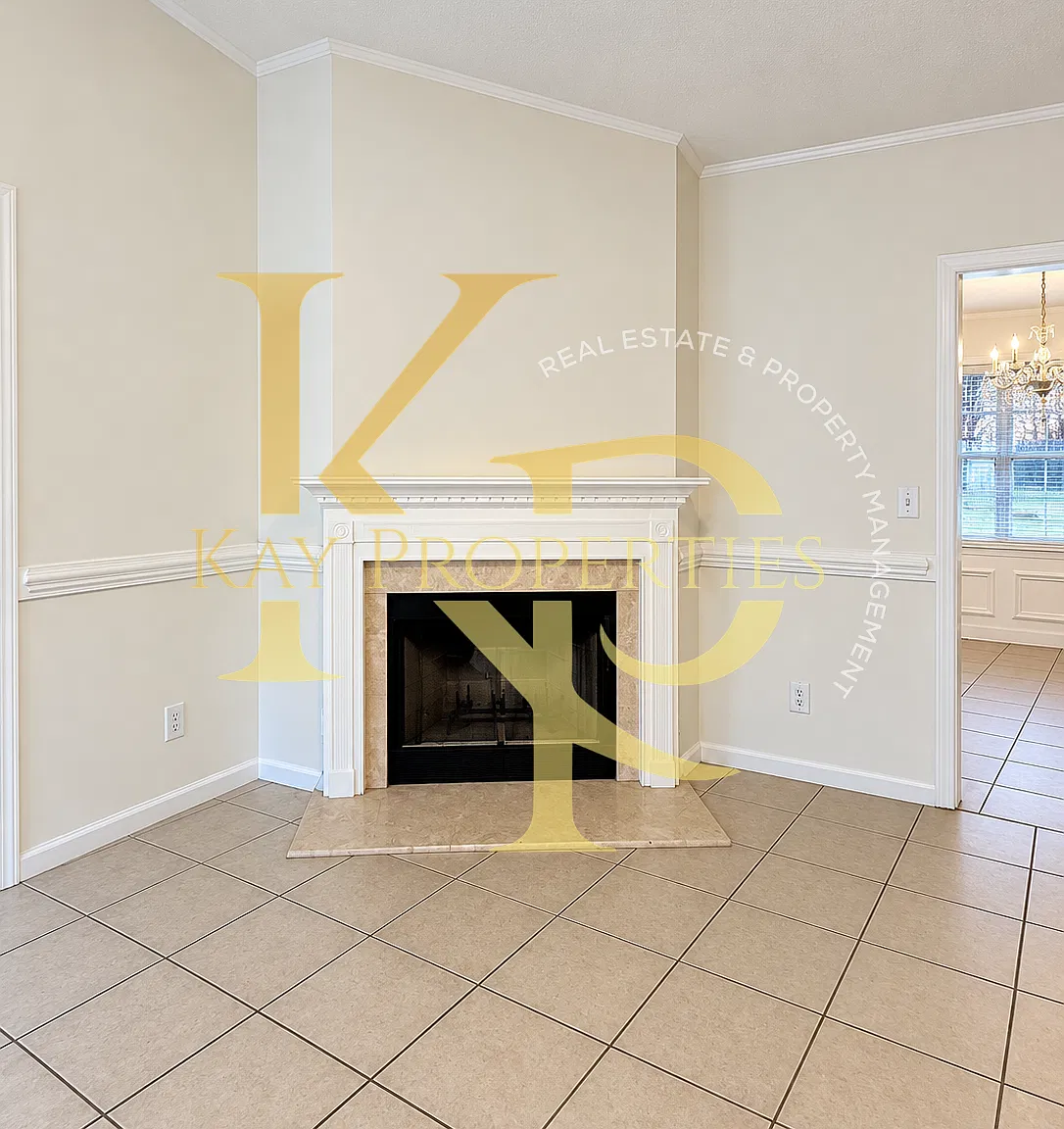 3 bed, 1388 sqft, $2,100 — Photo 4