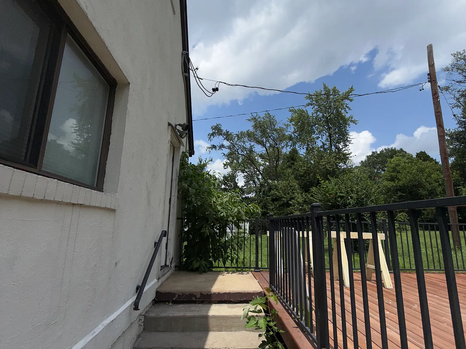 2 bed, 837 sqft, $1,400 — Photo 3