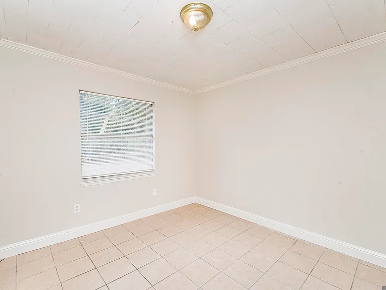 27859 Frindik Ln #4 — Photo 8