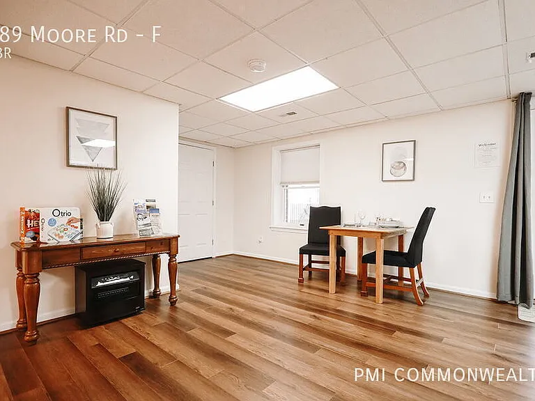 589 Moore Rd #F — Photo 13