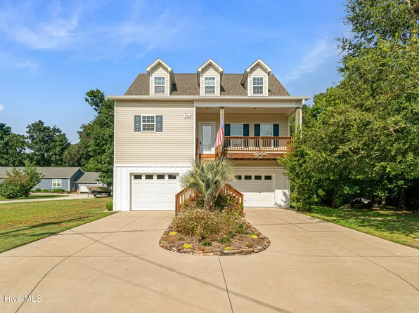 204 Water Oak Drive, Newport, NC 28570