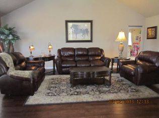 605 Blue Ridge Dr, Edmond, OK 73003