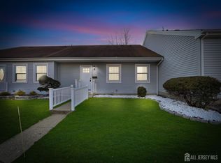 164 E Cours De Clemenceau, Freehold, NJ 07728