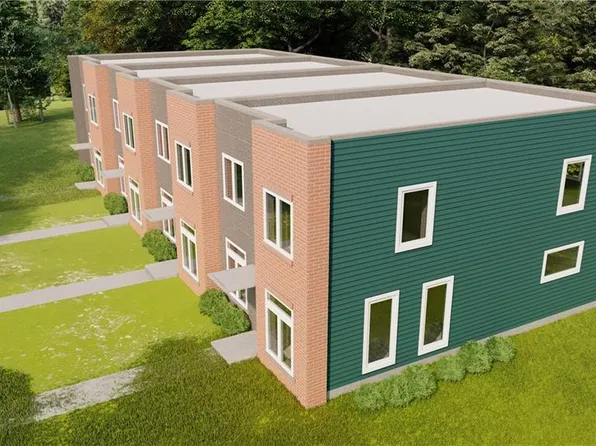 2351 E 27th St, Kansas City, MO 64109