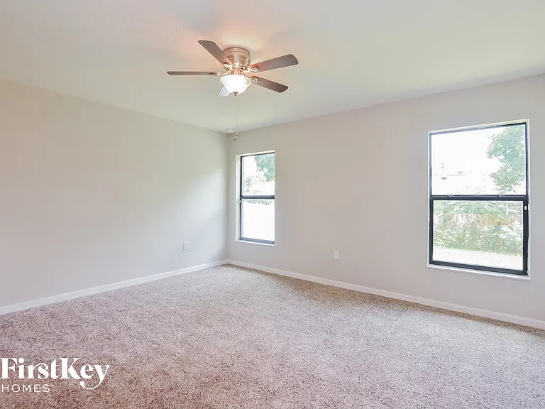 882 N Fairbanks Dr — Photo 8
