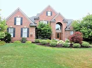 45906 Riviera Dr, Northville, MI 48168