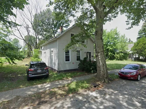 1126 E 77th St, Cleveland, OH 44103