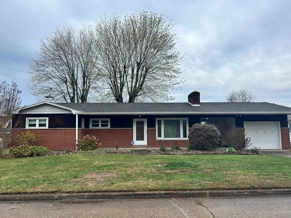 1024 5th Street, New Martinsville, WV 26155