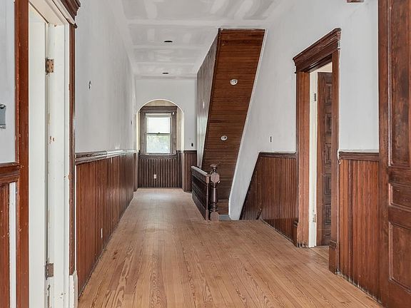 39th image of this home