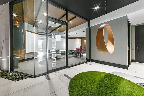 Rented by MNS | media 28