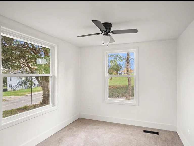 1109 Price St — Photo 21