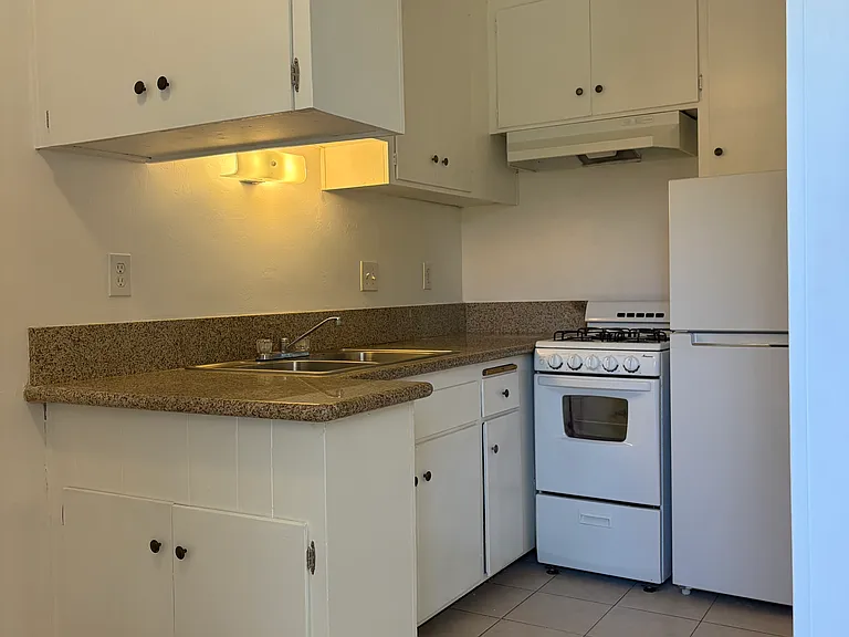 3722 Adams Ave — Photo 3