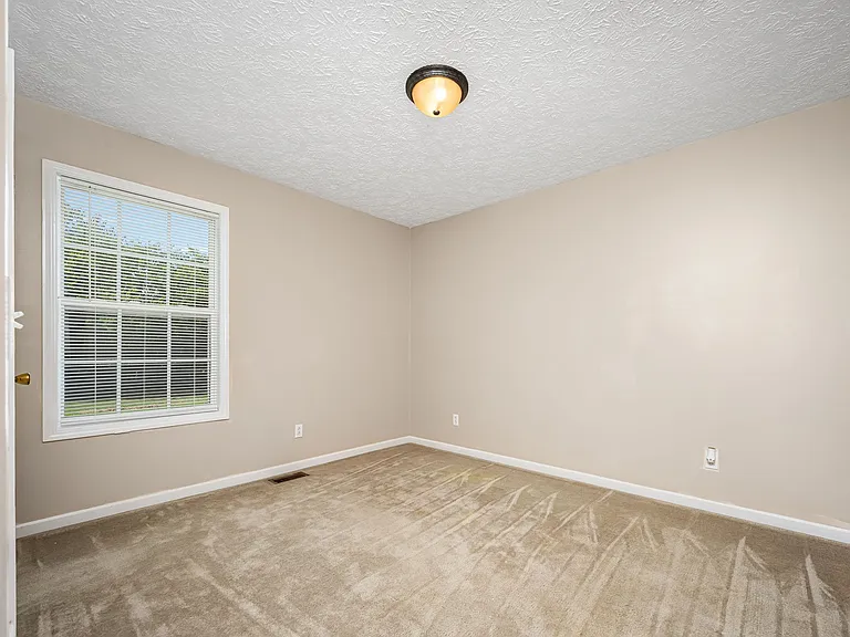 681 Elbethel Rd — Photo 26