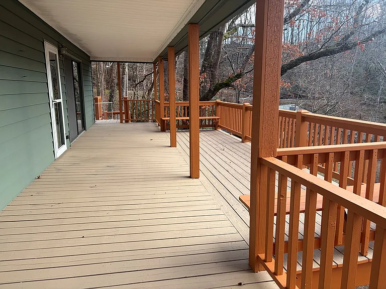 594 Winding Way Dr — Photo 7