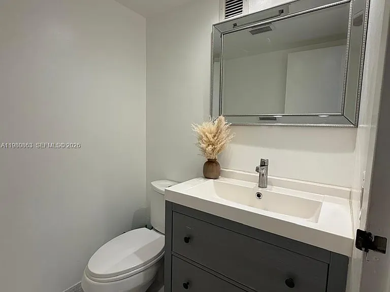 851 Three Islands Blvd #308 — Photo 10