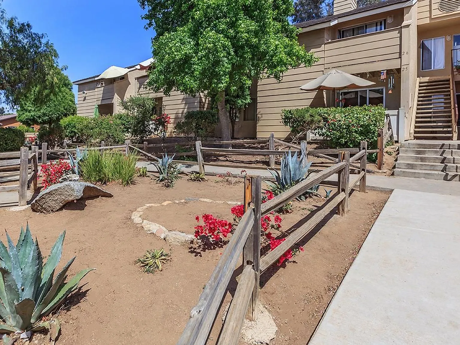 Peppertree Apartments — Photo 4