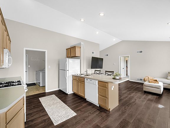 4th image of 10627 W 115th Ct