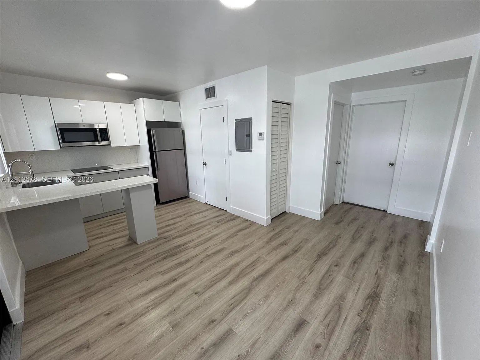 1 bed, 1.0 bath, 1000 sqft, $1,600 — Photo 4