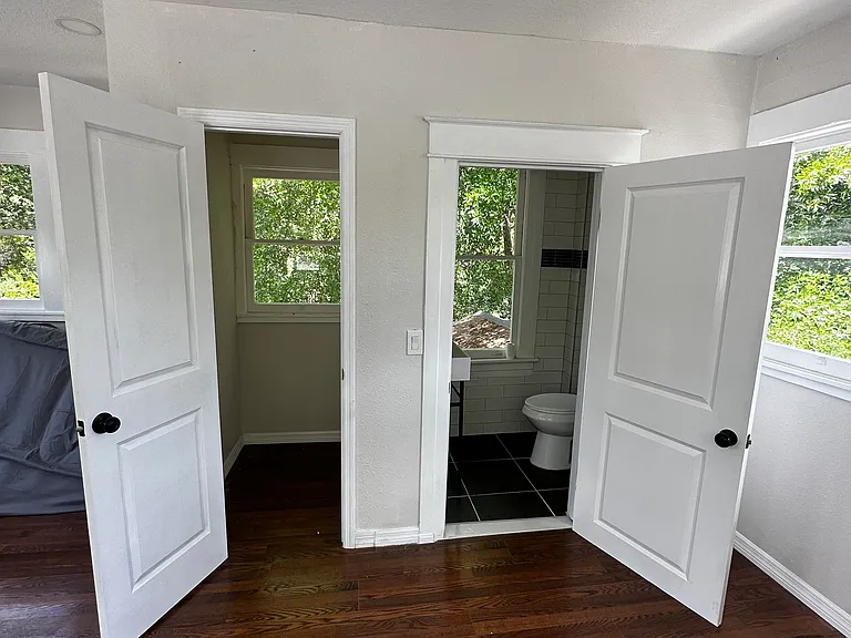 710 E Plymouth St — Photo 8