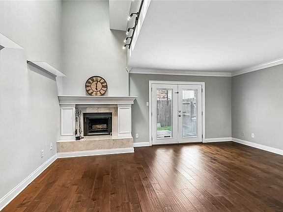 5th image of 4222 Paradis Ln
