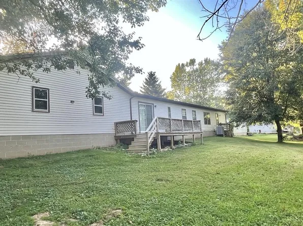 6636 Robin Hood Ln, Hillsboro, OH 45133