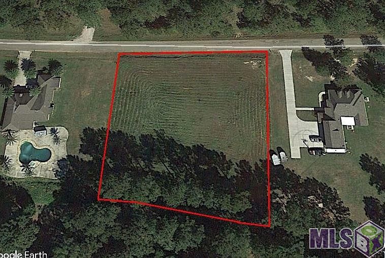 1st image of Alesha Ln