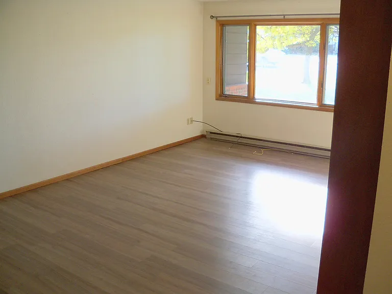 1350 Panners Pl #H — Photo 6