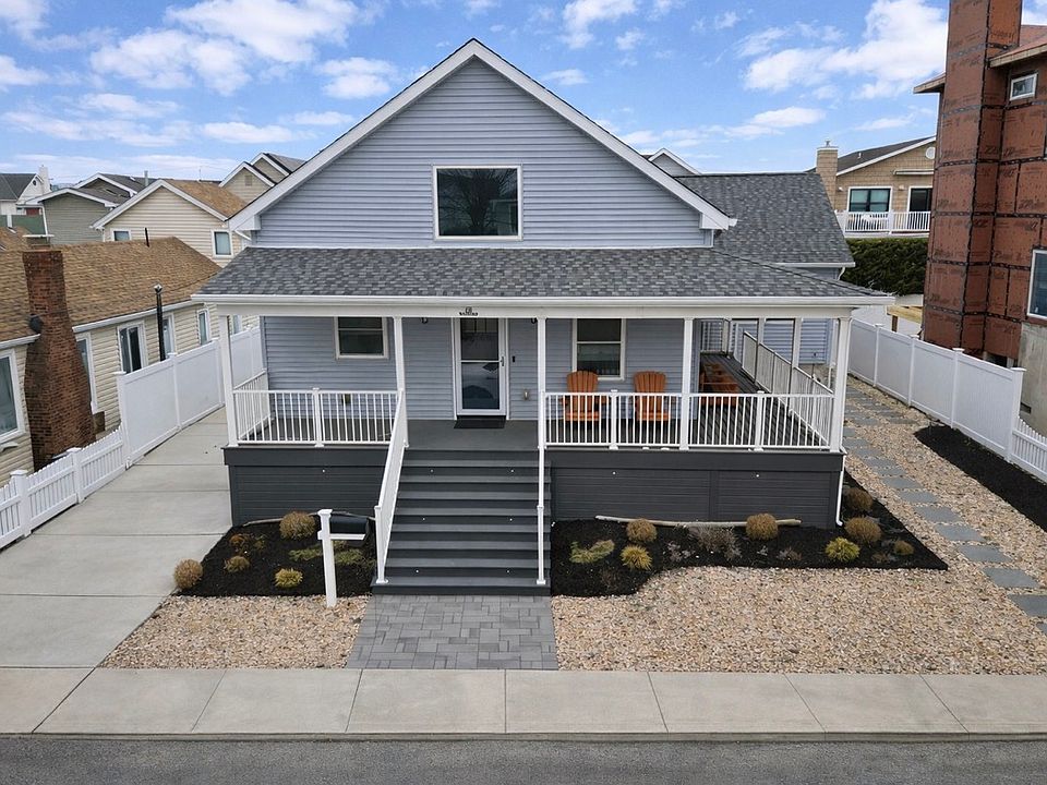 1st image of 68 Daytona St