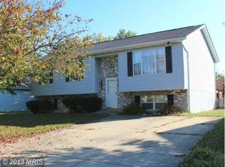 22118 Clipper Dr, Great Mills, MD 20634