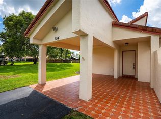 354 Lakeside Ct #212, Sunrise, FL 33326
