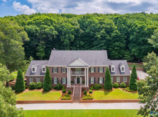 2200 Dug Hill Rd, Brownsboro, AL 35741