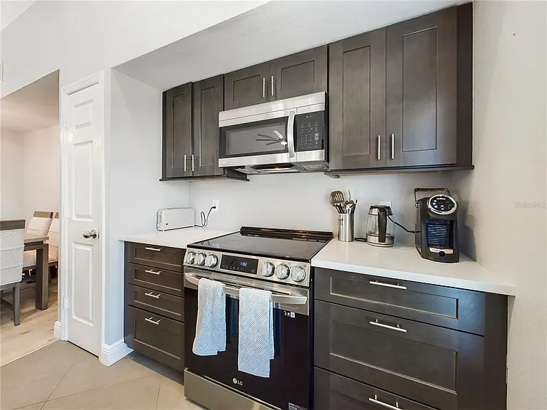 5521 Rosehill Rd #203 — Photo 11