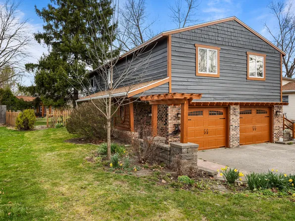 2506 Brett Dr, Champaign, IL 61821